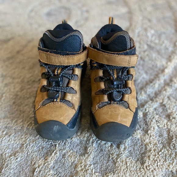 KEEN Little Kids' Targhee Waterproof Boots - Picture 5 of 6